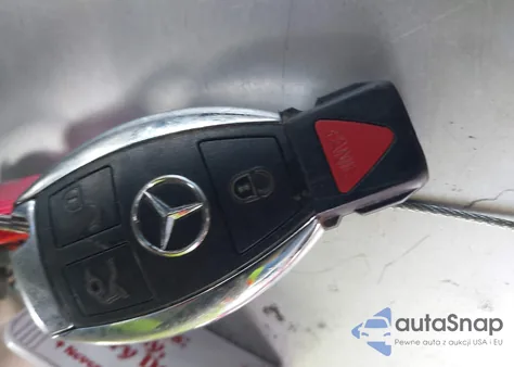 2015 Mercedes-Benz Cla 250 z USA, uszkodzony, nr VIN WDDSJ4EB0FN167337